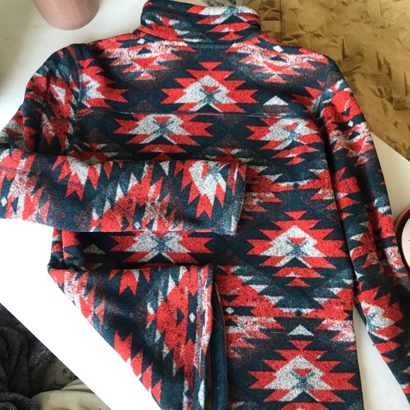 The North Face half zip pullover. Men’s small. - Picture 6 of 6